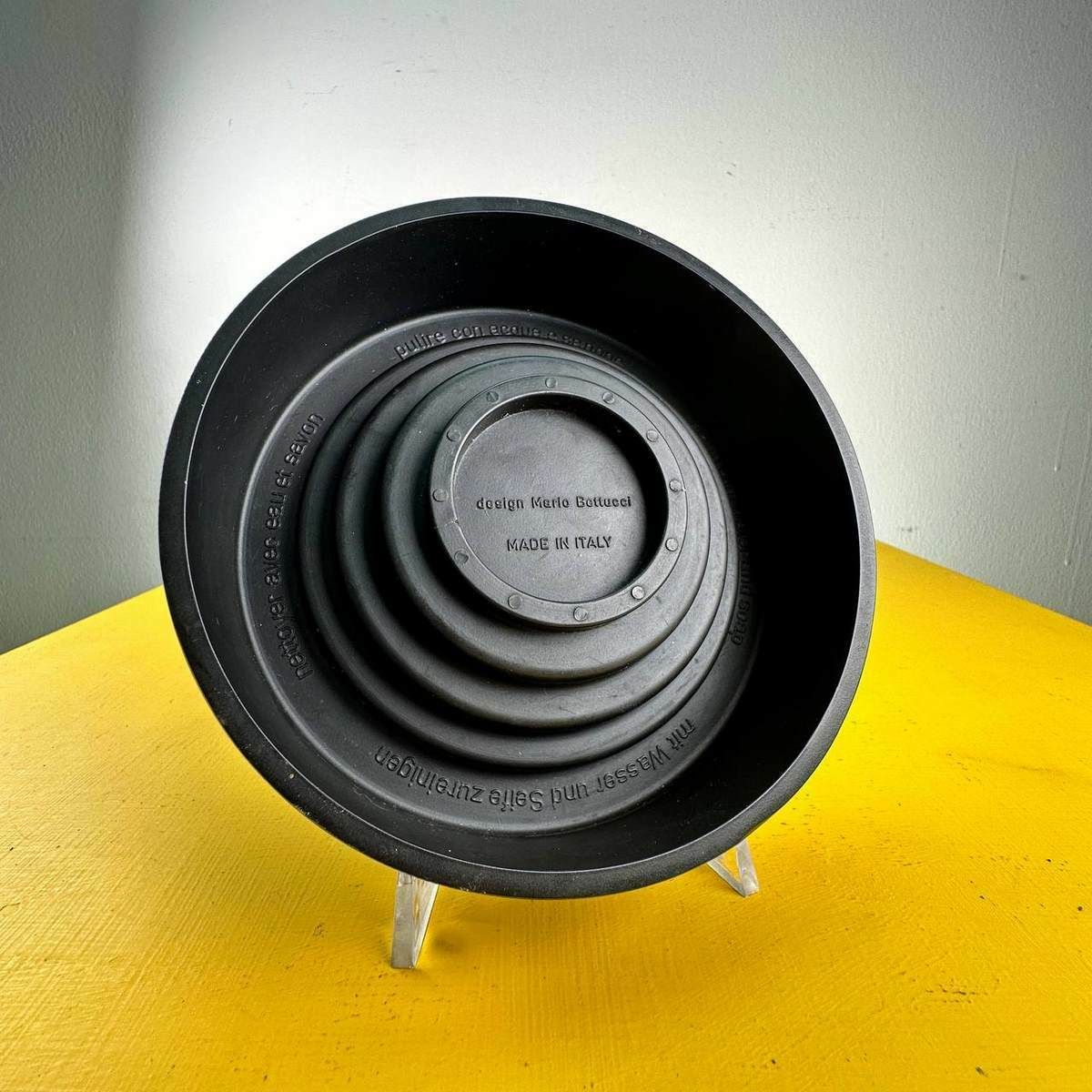 Posacenere In Gomma Rigida Focs, Design Mario Bettucci Italy photo 149.0