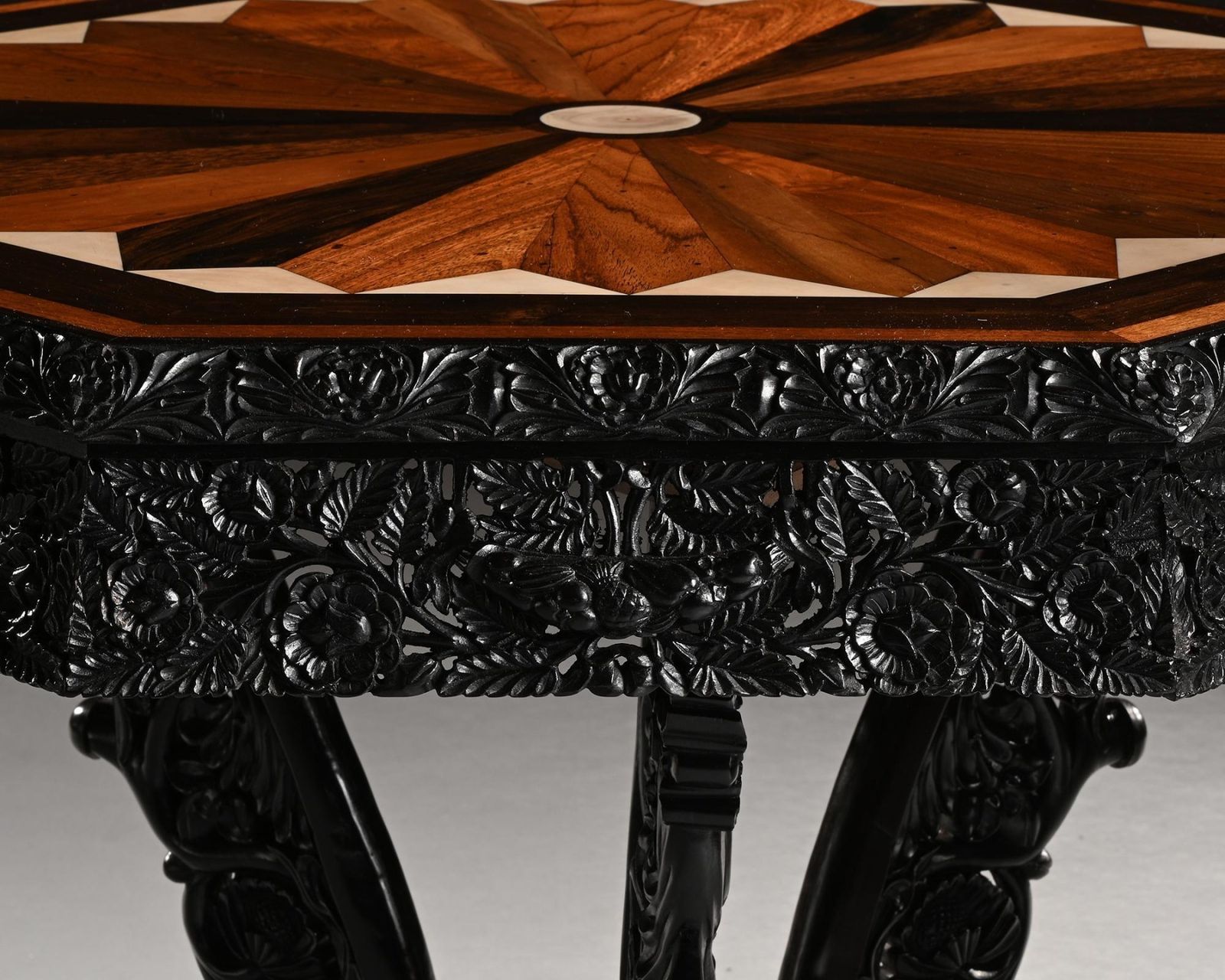 Ceylonese 19th Century Ebony And Specimen Wood Centre Table Galle District photo vinterior