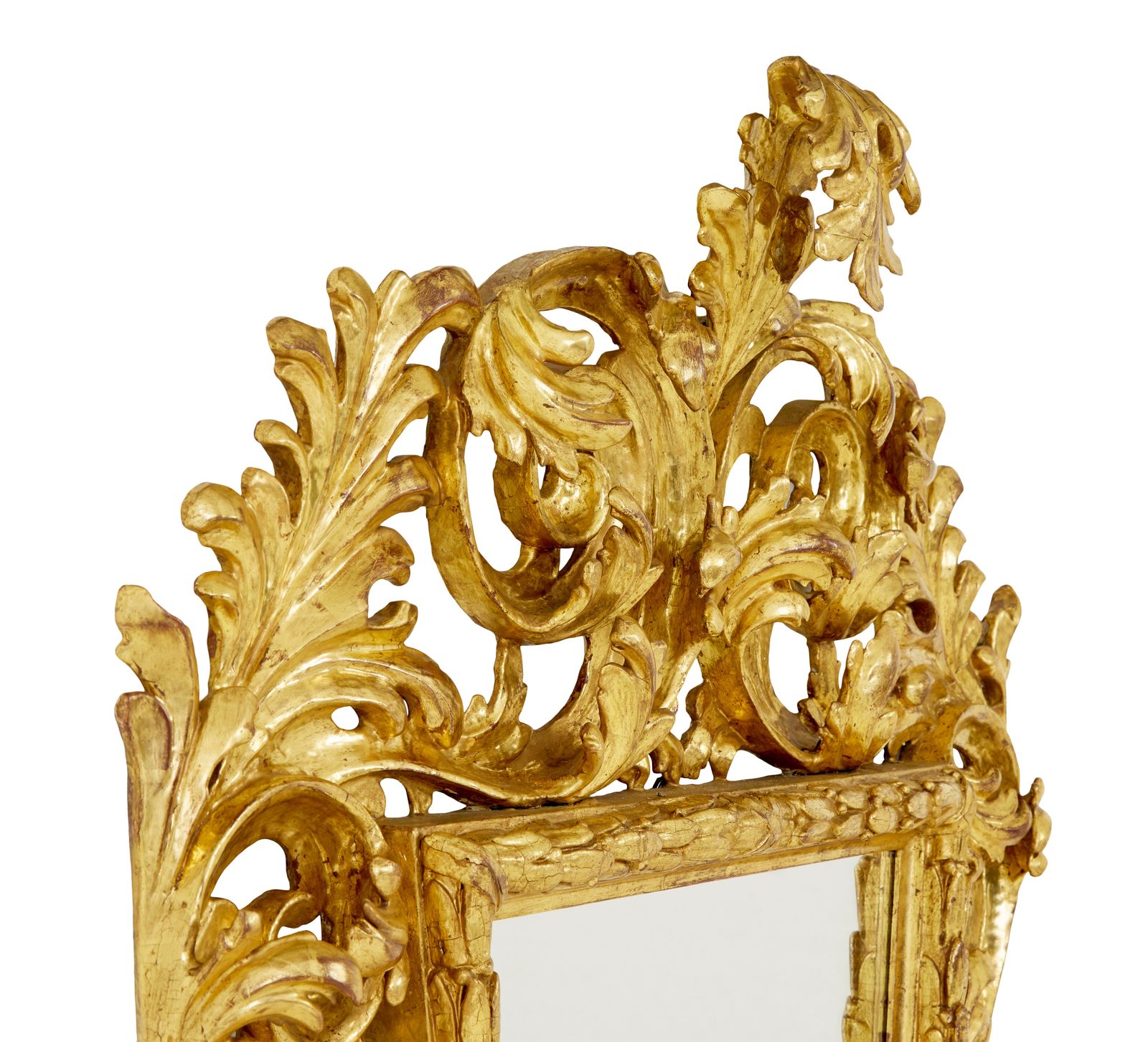 photo furniture 18th Century Carved Italian Rococo Giltwood Mirror