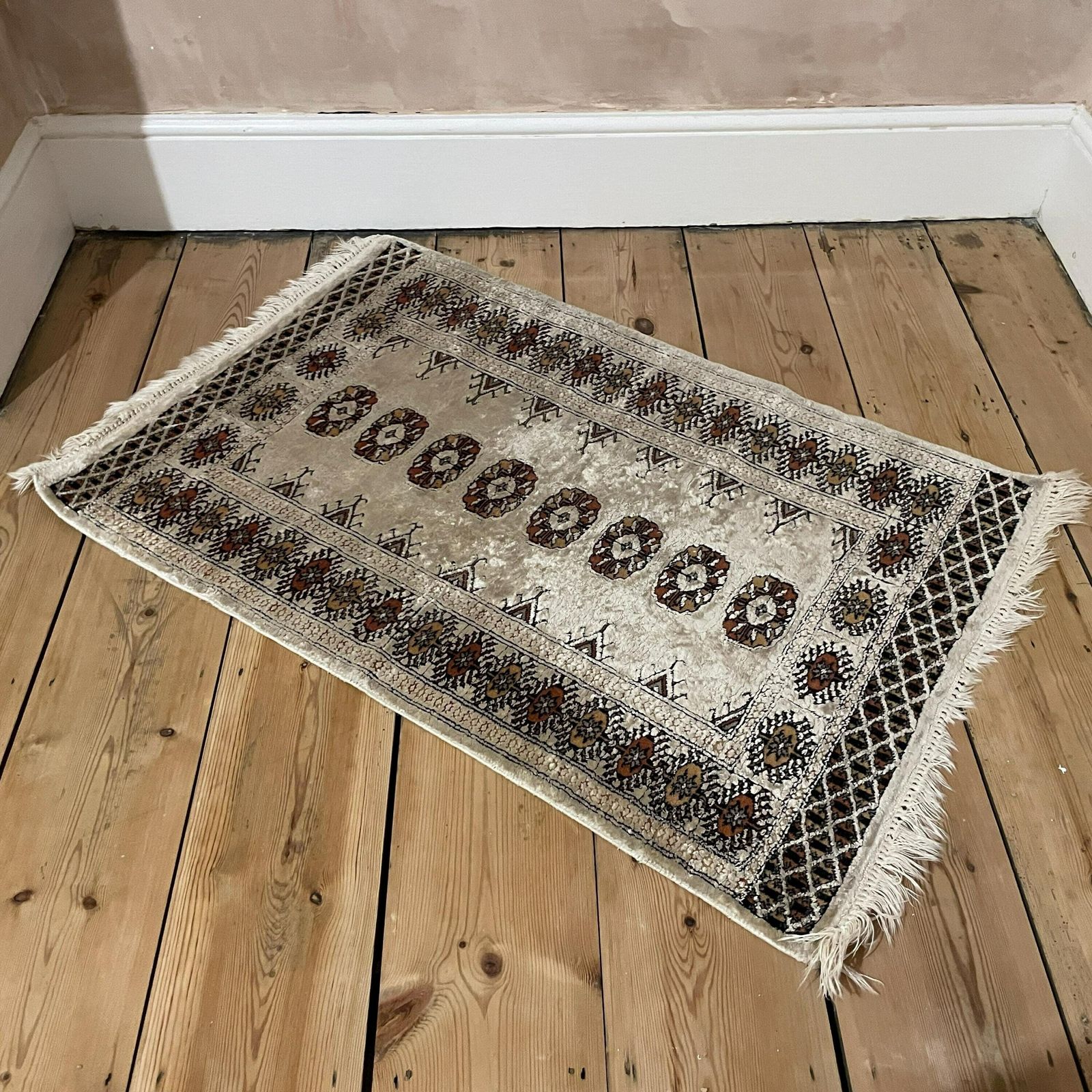 Antique Woven Rug Carpet Mat Rectangle Wool Vintage Pattern Bokhara Woven Floor Mat Handmade Textile Patterned Pattern Cream Small