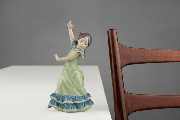 Porcelain Dancing Lolita Figurine From Lladro, Spain, 1950s photo furniture