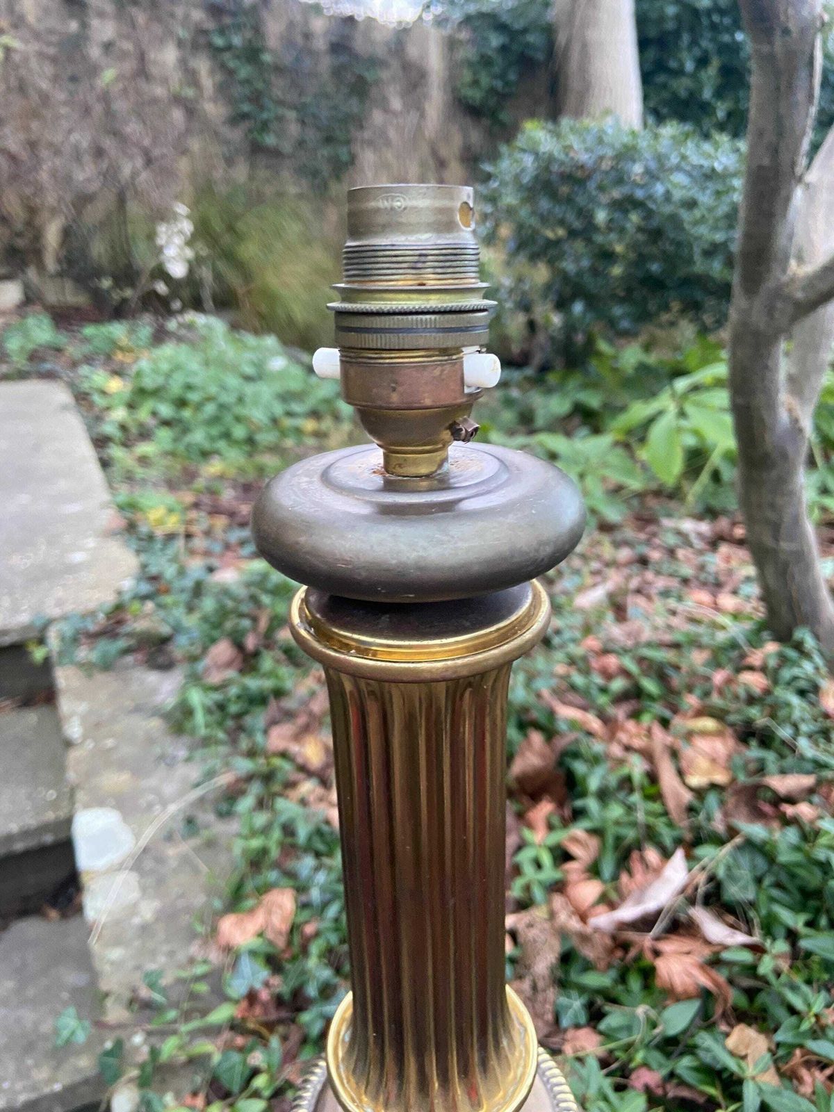 photo furniture Wonderful Two Tone Brass Metal Vintage Table Lamp, 1970s   Antique Looking Finish   Working