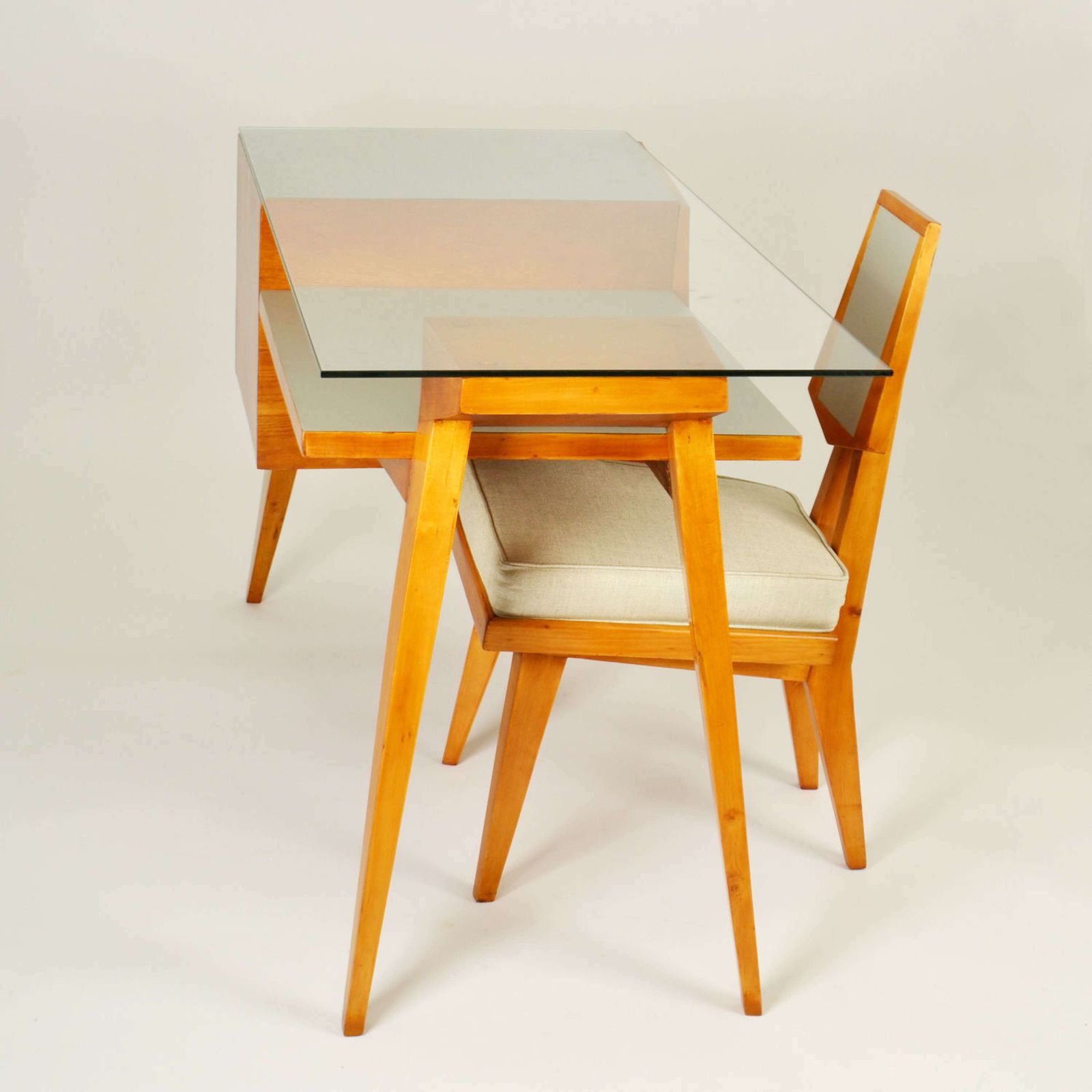 Italian 1950's Desk And Chair In The Manner Of Gio Ponti photo Furniture