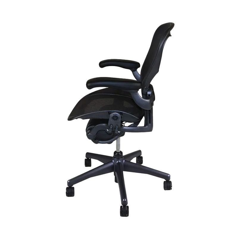 Herman Miller: Aeron   Size B   Height Adjustable Arm Back Tilt (Graphite)   Refurbished photo for sale