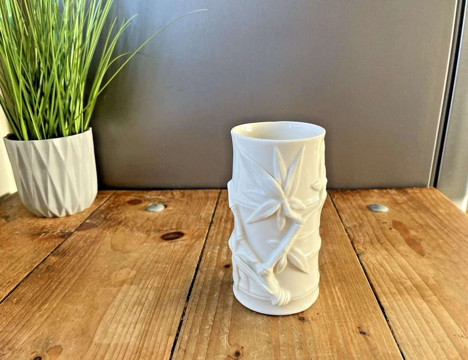 Antique C1888 Royal Worcester Aesthetic Movement Bamboo Shoot Ivory Leaf Vase photo for sale