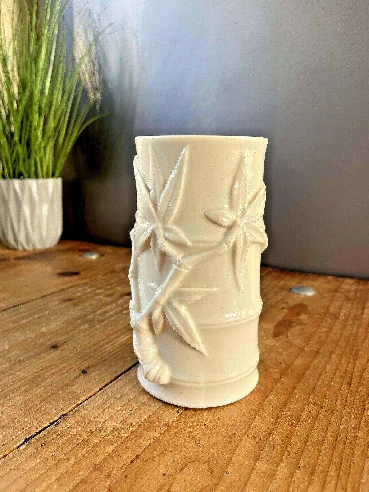 photo for sale Antique C1888 Royal Worcester Aesthetic Movement Bamboo Shoot Ivory Leaf Vase