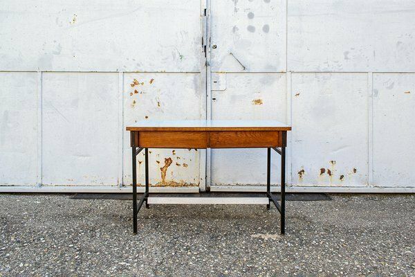 Italiaans Bureau Met Ijzeren Frame En Formica Houten Blad, Jaren 1960