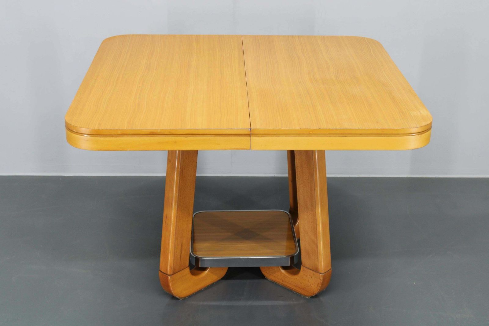 1970s Italian Extendable Dining Table In Maple Finish photo furniture