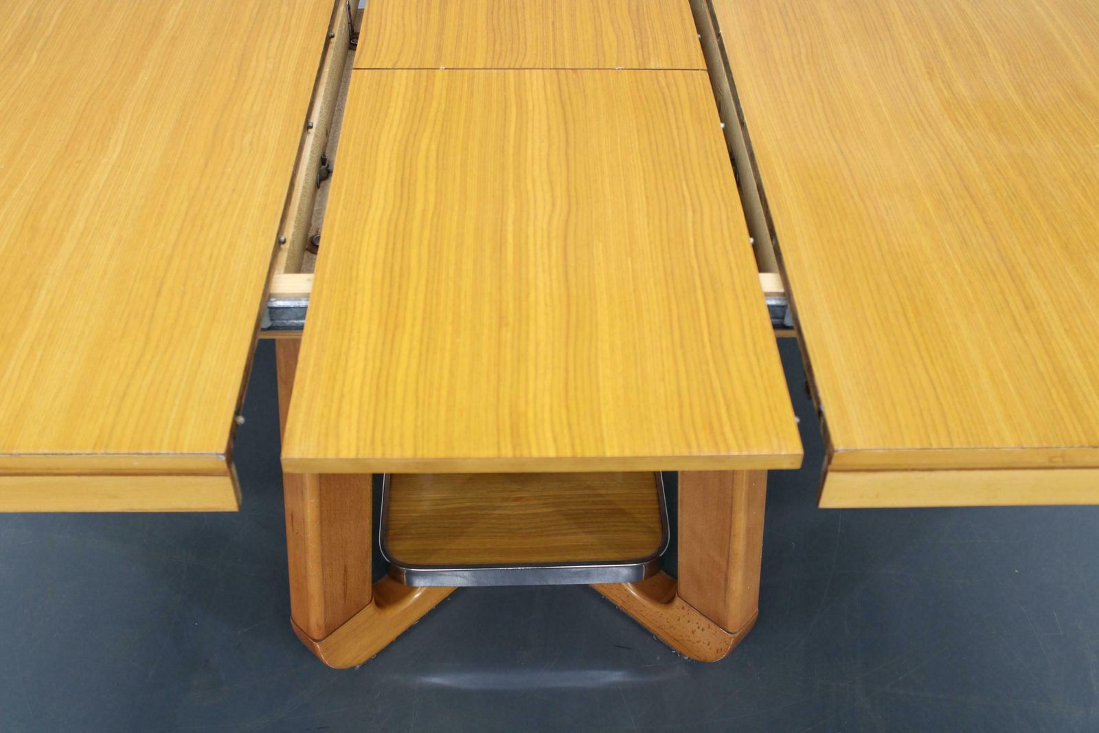 photo for sale 1970s Italian Extendable Dining Table In Maple Finish