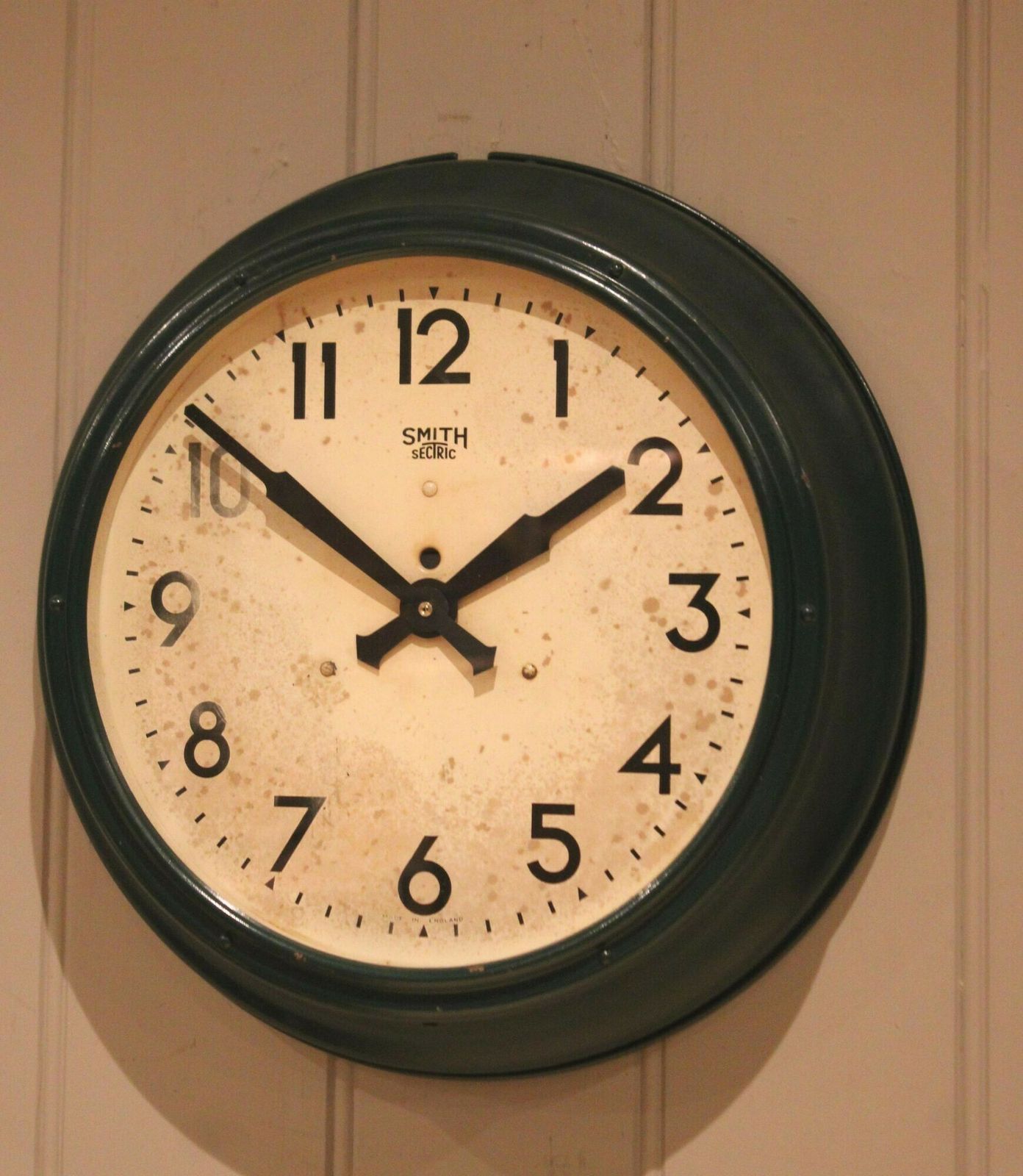 Original Green Metal Wall Clock photo vintage