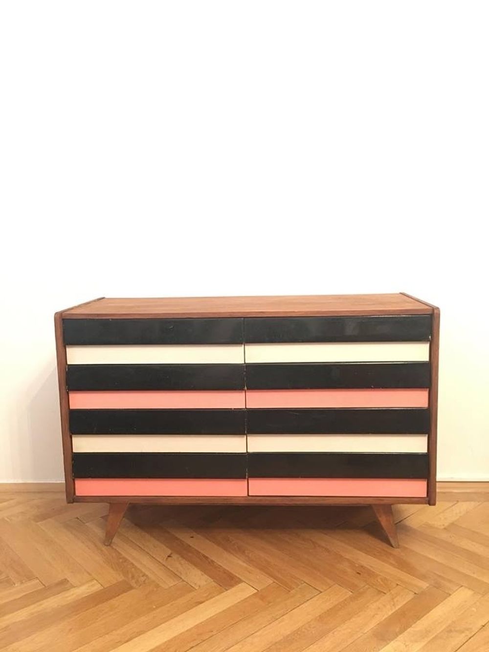 Dresser Jiri Jiroutek For Interier Praha – U 453