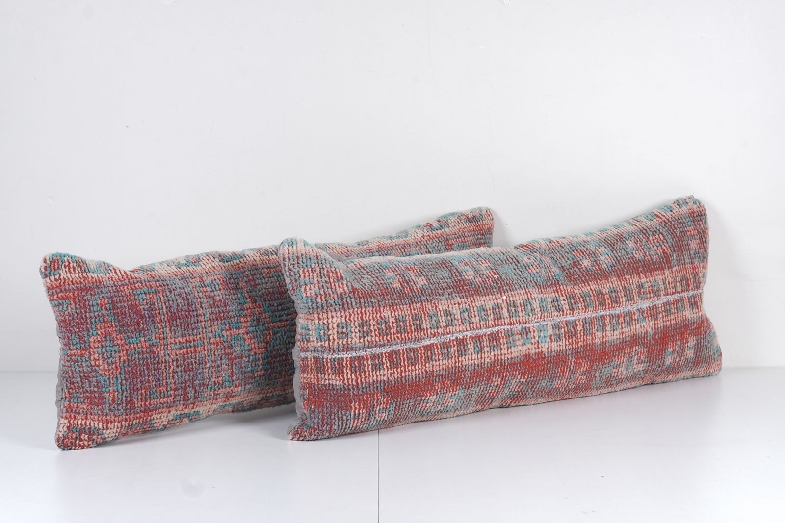 Vintage Turkish Oushak  Pillow Cover, Set Of Two Red And Blue Faded Bedding Carpet  Cover photo Textiles