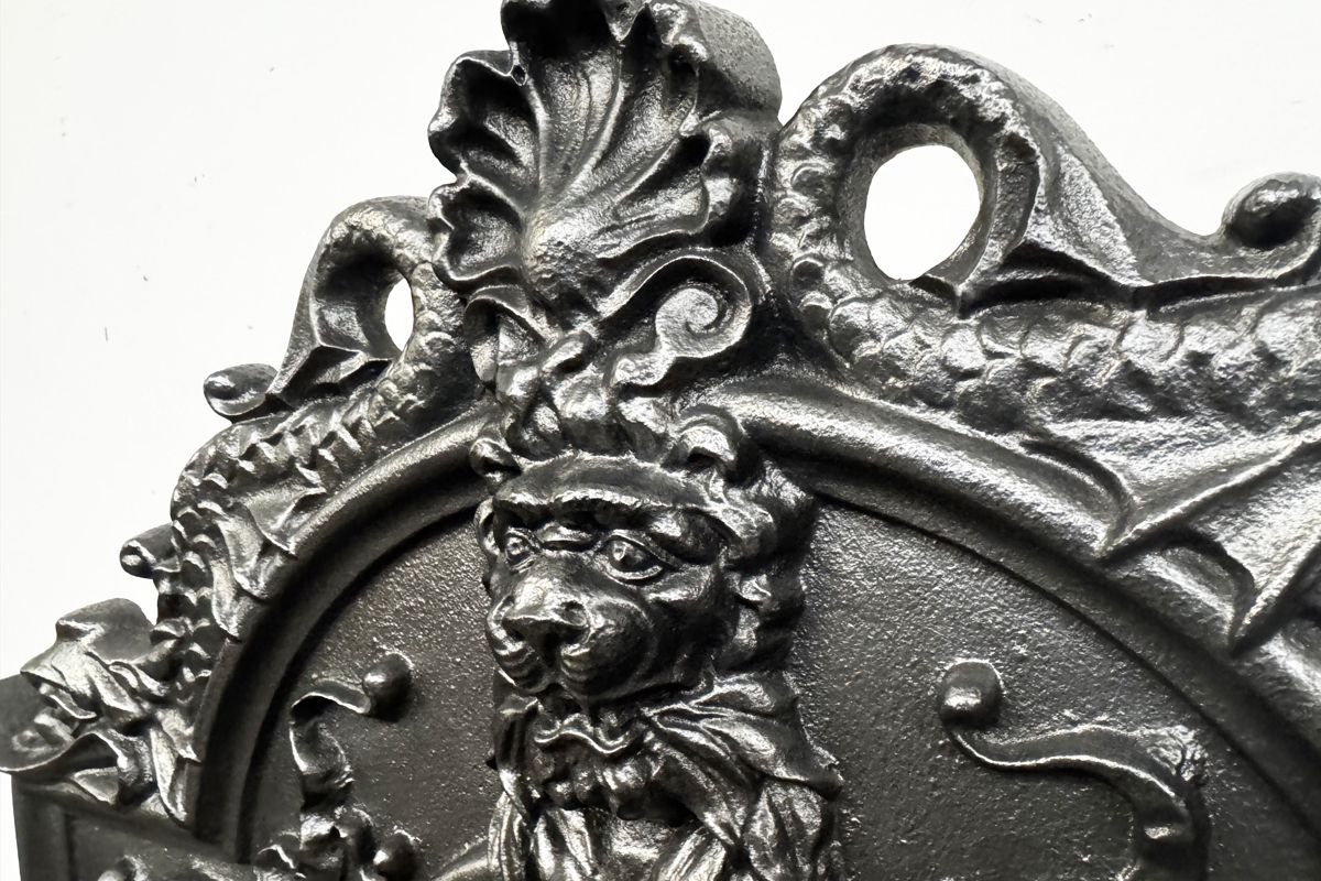 Reclaimed Antique Victorian Cast Iron Free Standing Fire Grate photo vinterior