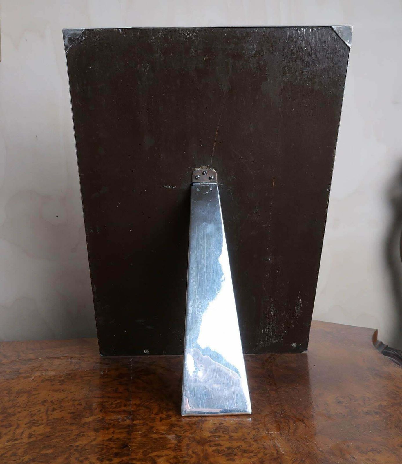 Large Art Deco Silver Plated Photograph Frame. English C.1925 photo vinterior