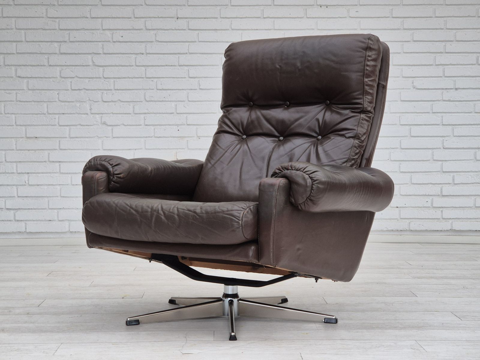 1970s, Danish Swivel Chair, Original Condition, Brown Furniture Leather. photo Furniture