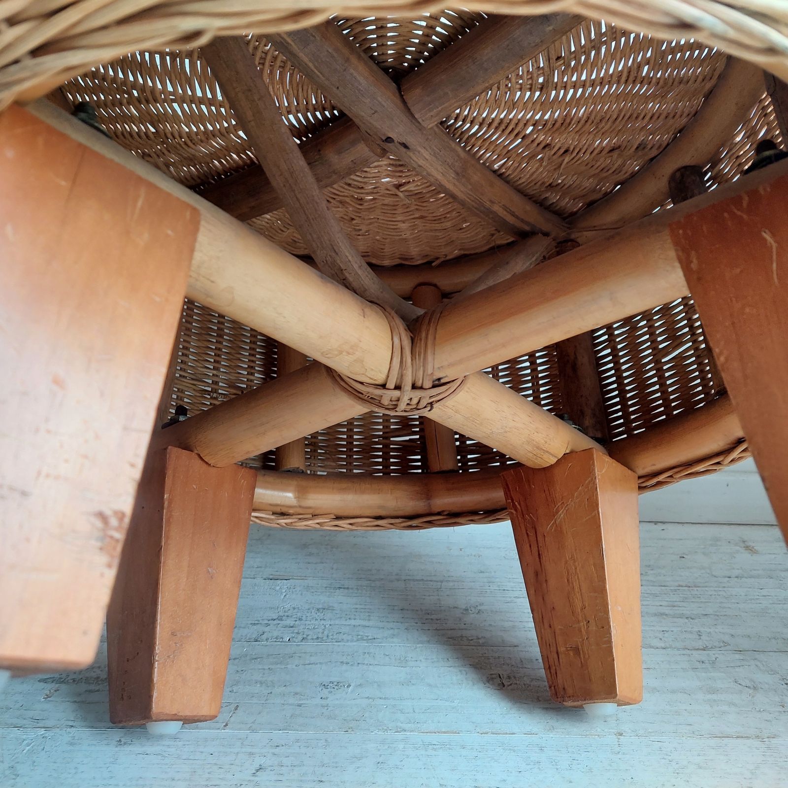 photo vintage Vintage Ikea Wicker Footstools Side Tables Ottomans Late Mid Century, 90s Set Of 2