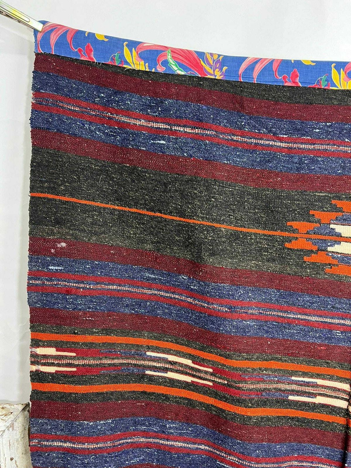 Handmade Vintage Turkish Wool Rug, Vintage Area Rug, Turkish Carpet For Living Room, Anatolian Rug, Area Carpet, Bedroom Rug, Home Decor Rug photo furniture