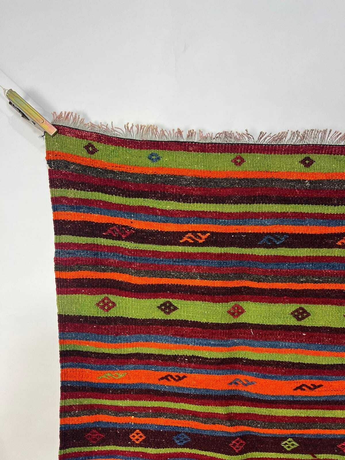 Traditional Turkish Vintage Wool Rug, Vintage Are Rug, Turkish Carpet For Living Room, Anatolian Rug, Area Carpet, Bedroom Rug, Home Decor photo vinterior