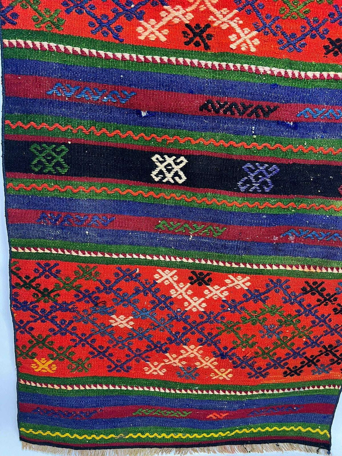 Traditional Turkish Vintage Wool Rug, Vintage Are Rug, Turkish Carpet For Living Room, Anatolian Rug, Area Carpet, Bedroom Rug, Home Decor photo vinterior