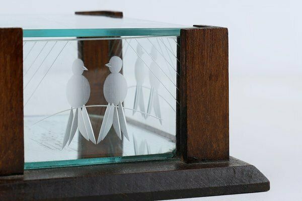 Art Deco Jewelry Box In Facet Cut Glass And Oak, 1930s photo vinterior