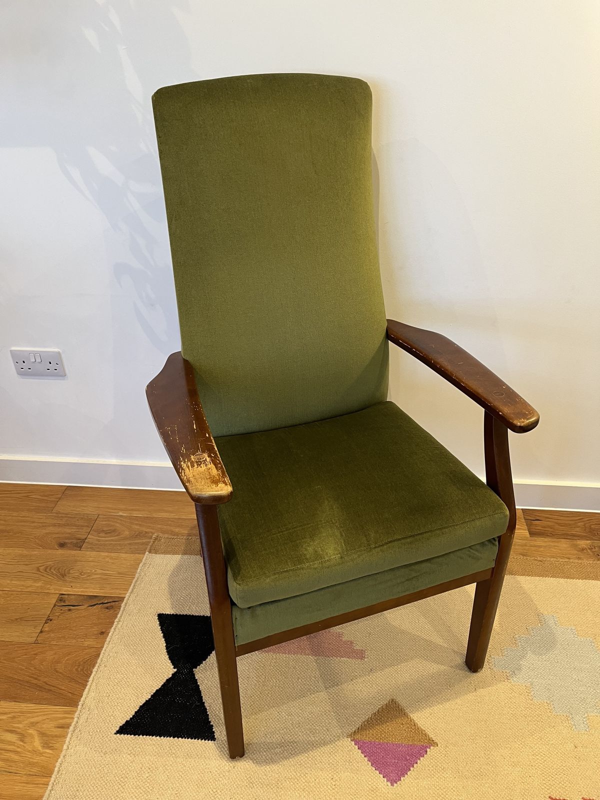 photo furniture Vintage Parker Knoll Mid Century Armchair   Green Upholstery
