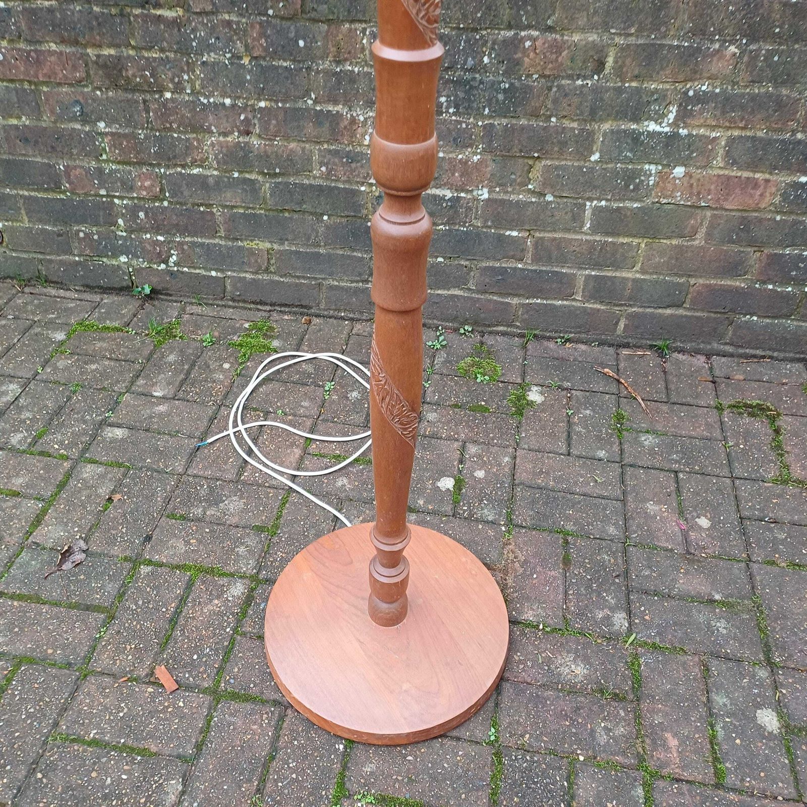 Vintage 60’s Teak Standard Lamp Fantastic Spiral Carved Decoration. photo 245.0