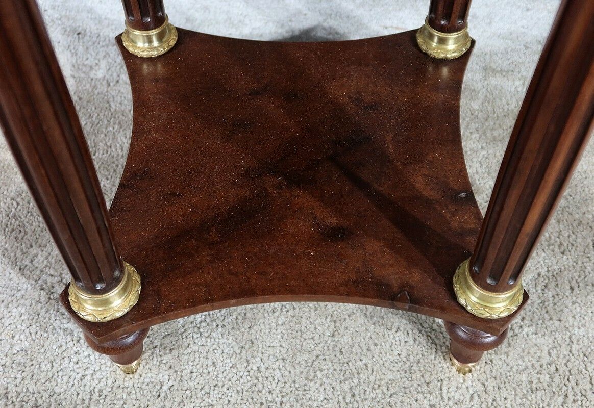 photo vinterior Small Mahogany Drum Table, Louis XVI Style – Late 19th Century