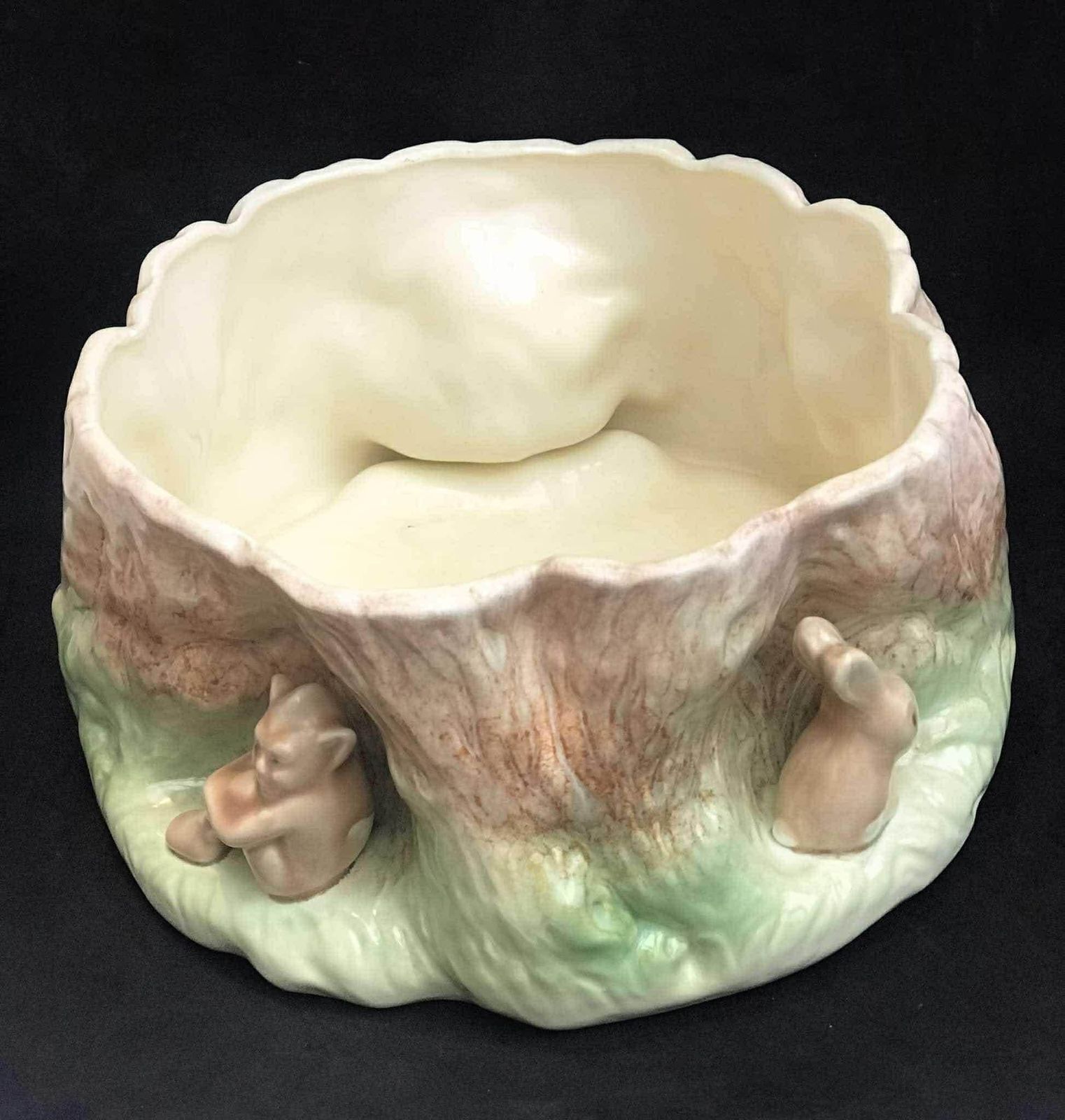 English Jardinière Barbotine Planter Centerpiece Cache Pot Sylvac Rabbit And Pixie Jardinaire 1514 Gift Majolica Eggs Container Fruits Cup photo furniture