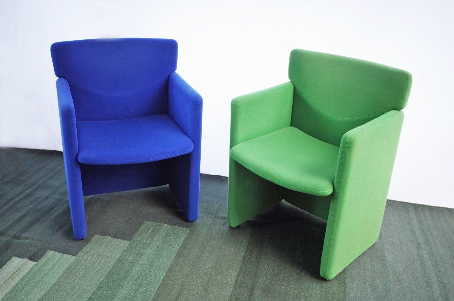 982.0 2 Italian Chairs Armchair Centro Progetti Tecno Model S148 photo