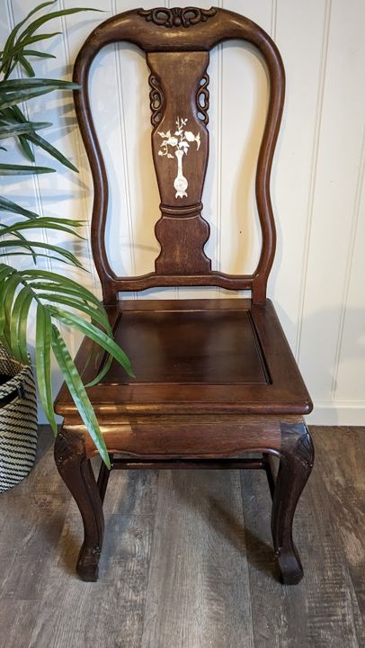 Queen Anne Style Wooden Dining Chair photo vinterior
