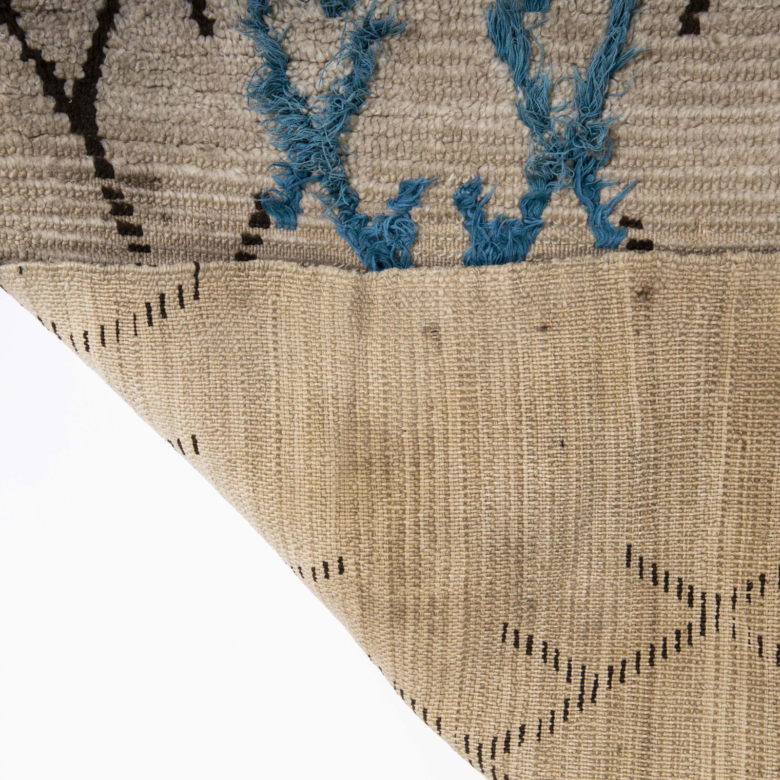 Vintage Berber Azilal Monochromatic Diamond Graphic Rug photo vinterior