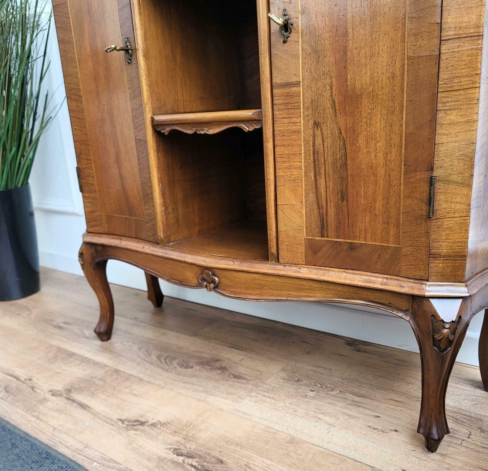 photo furniture Midcentury Italian Walnut Burl Wood Three Shelves Bookcase Library