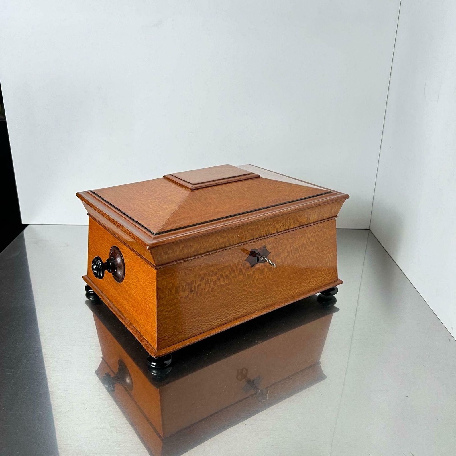 Historicism Box, Floral Ash Veneer, Rosewood, Austria Circa 1880 photo Home Decor