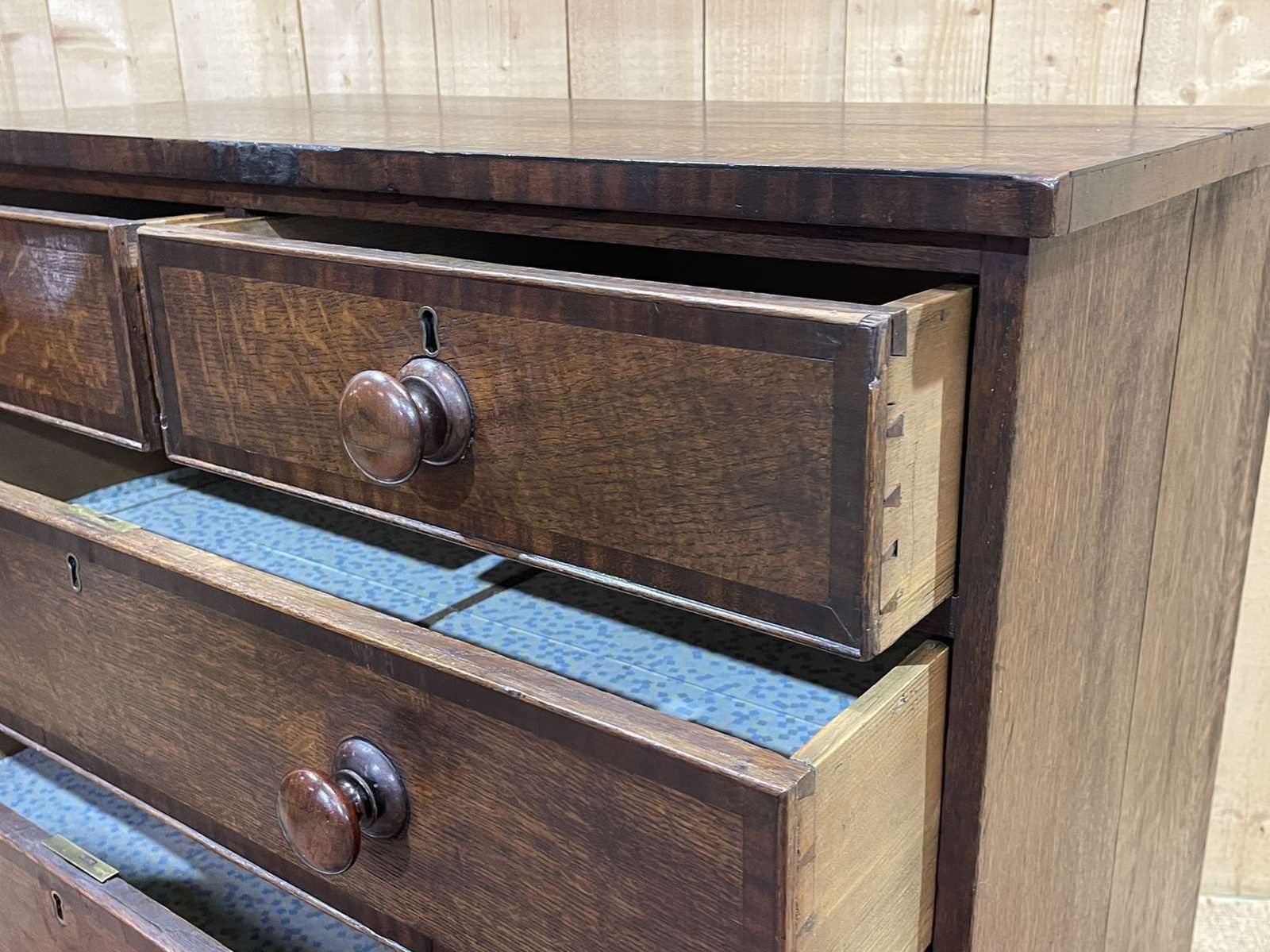 19th Century English Chest Of Drawers In Oak photo vinterior