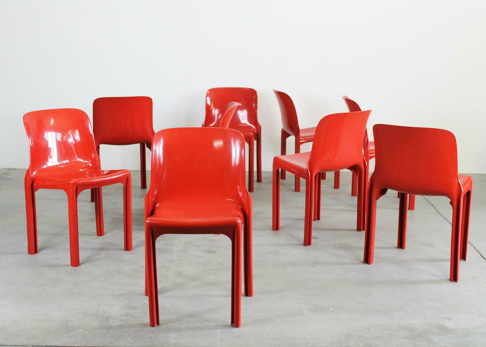 Vico Magistretti Set Of Nine Red Selene Chairs By Heller 2002s photo buy