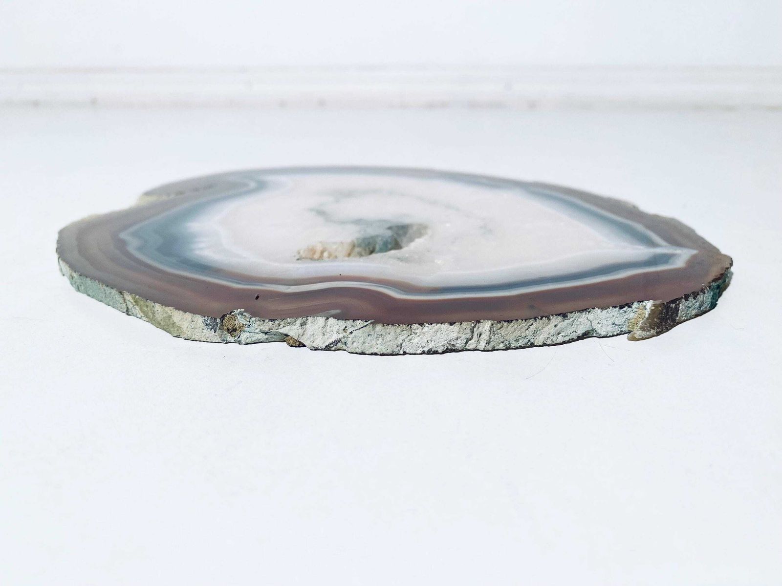 Large Agate Slice Real Gemstone Natural Colors / Gray White Brown / 24.5 X 20 X 0.7 Cm photo 186.0