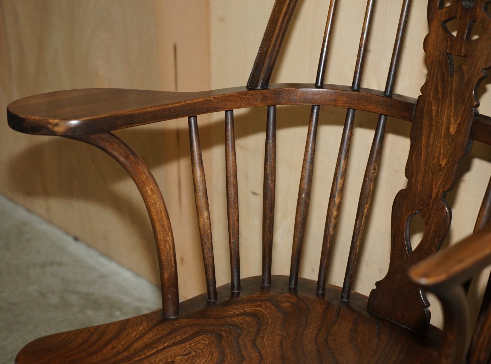 Super Rare, Highly Collectable Antique Victorian Windsor Armchair With Table Arm photo vintage