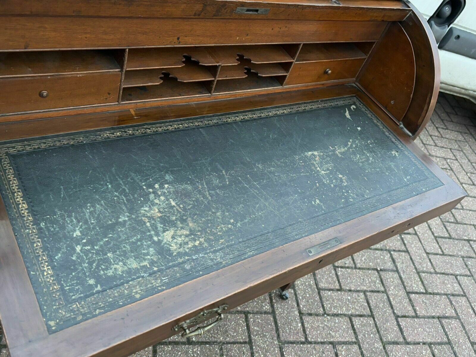 689.0 Victorian Satin Walnut Roll Top Desk With Fitted Interior , Loads Of Storage. photo