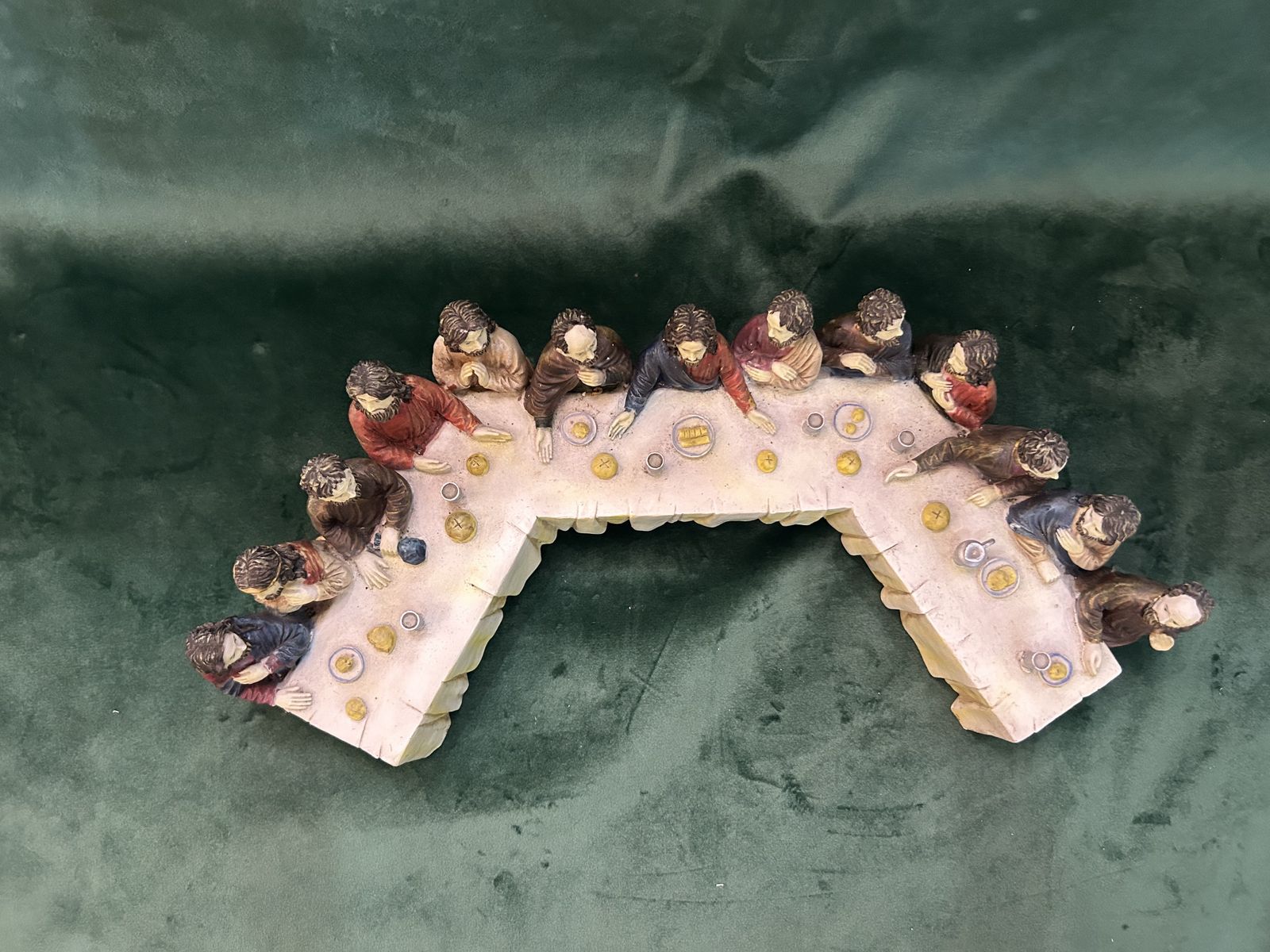 The Last Supper Of Jesus And The Apostles Sculpture