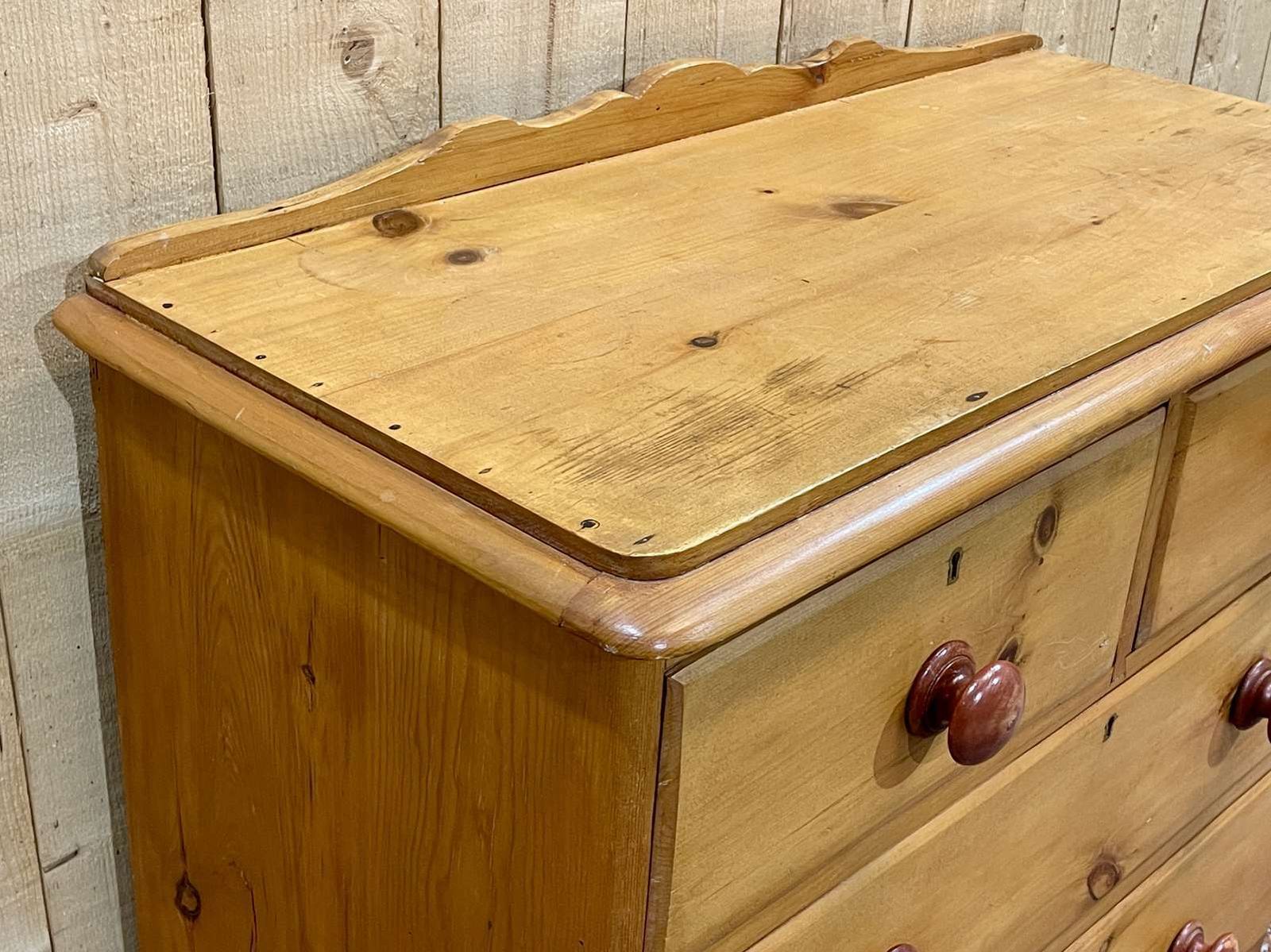 English Fir Chest Of Drawers From The End Of The 19th Century photo buy