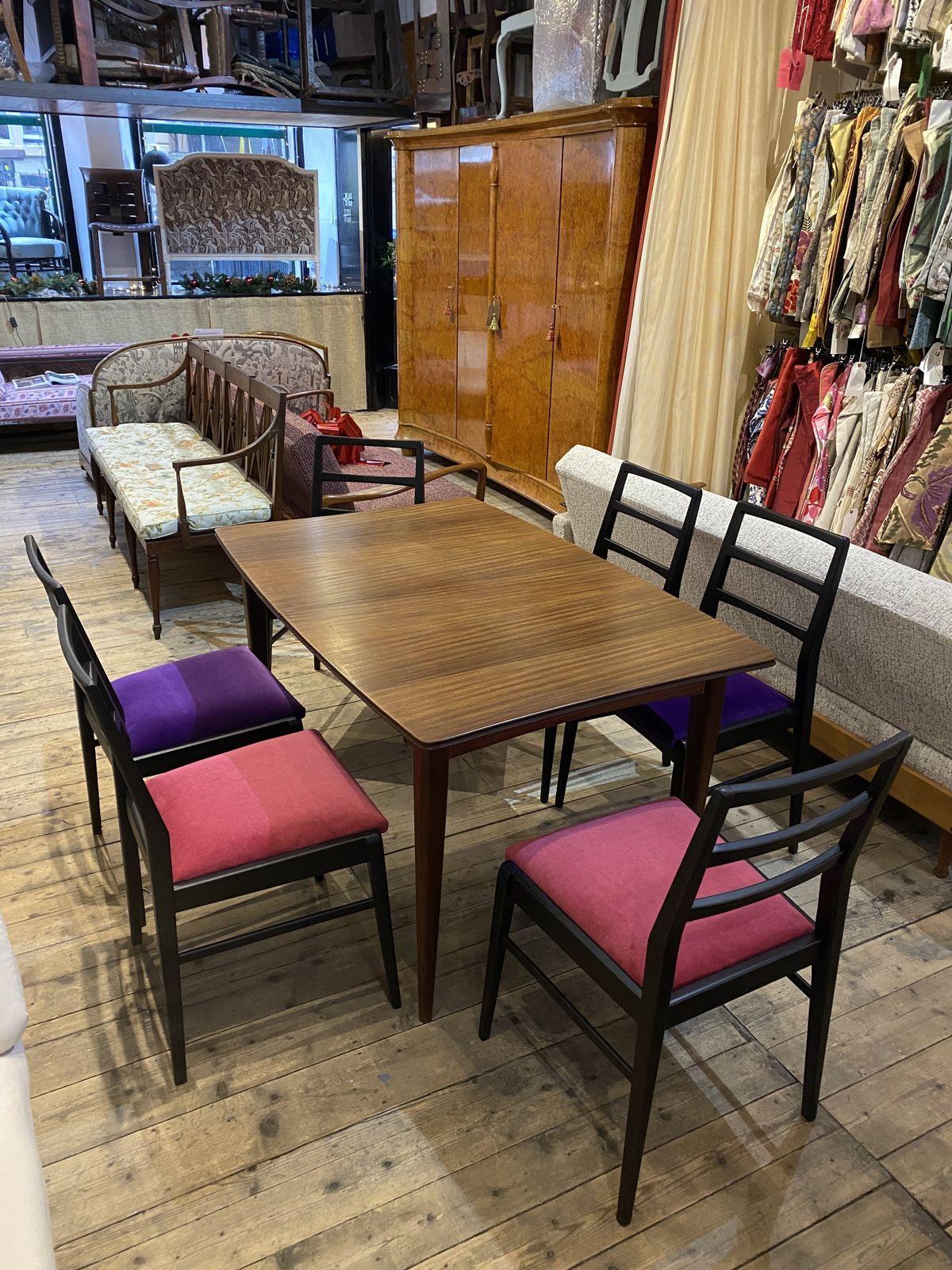 A Large Mid 20th Century Extending Dining Table Designed By Richard Hornby For Fyne Ladye photo 795.0