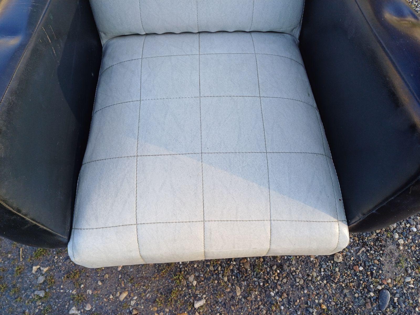 photo furniture Vintage Rockabilly Armchair, 1970s
