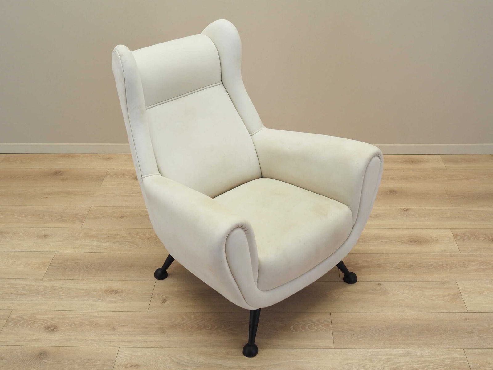 photo for sale Lounge Armchair, Italian Design, 1980s, Production: Italy
