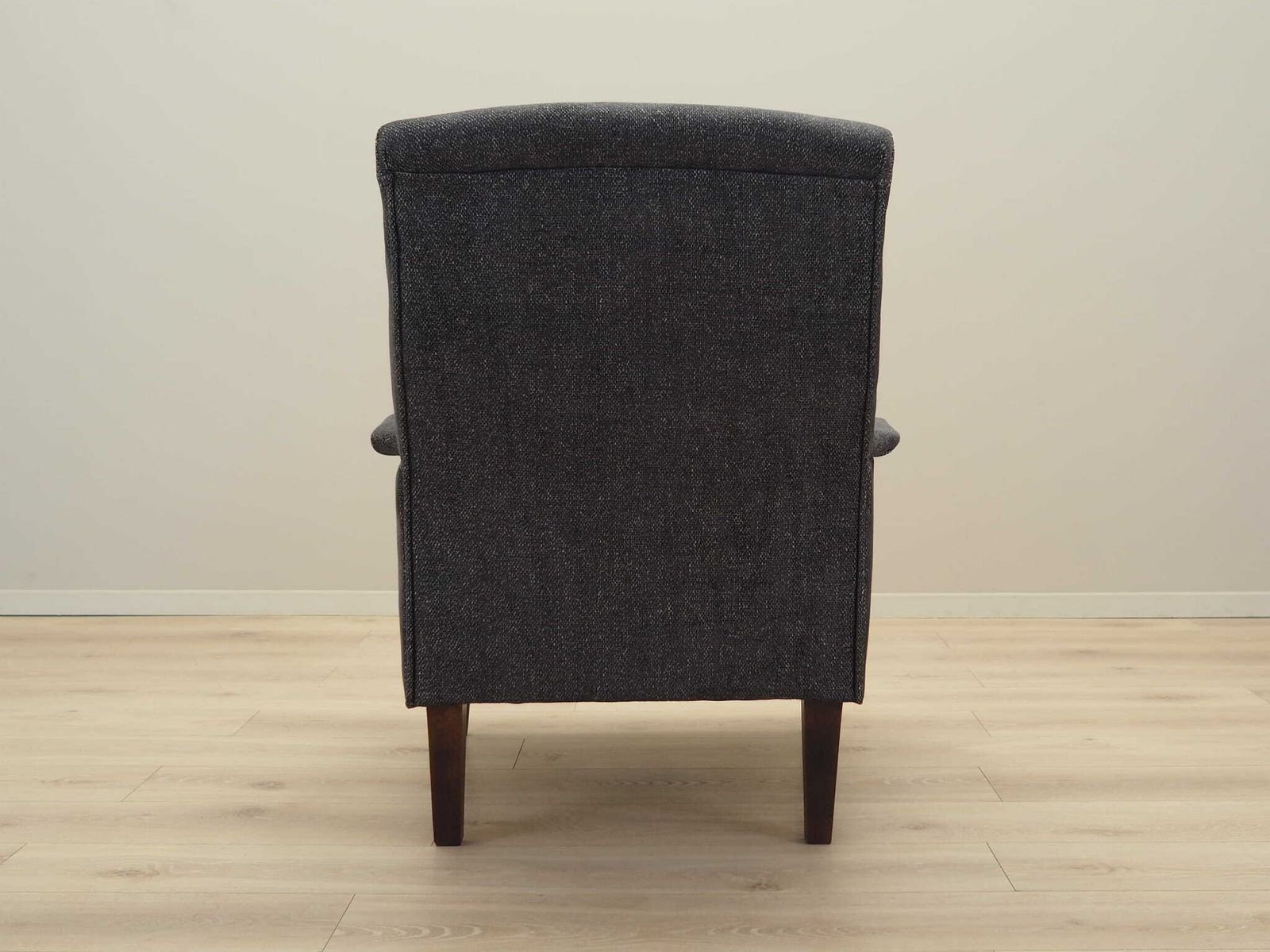 Grey Armchair, Italian Design, 1970s, Production: Italy photo vinterior