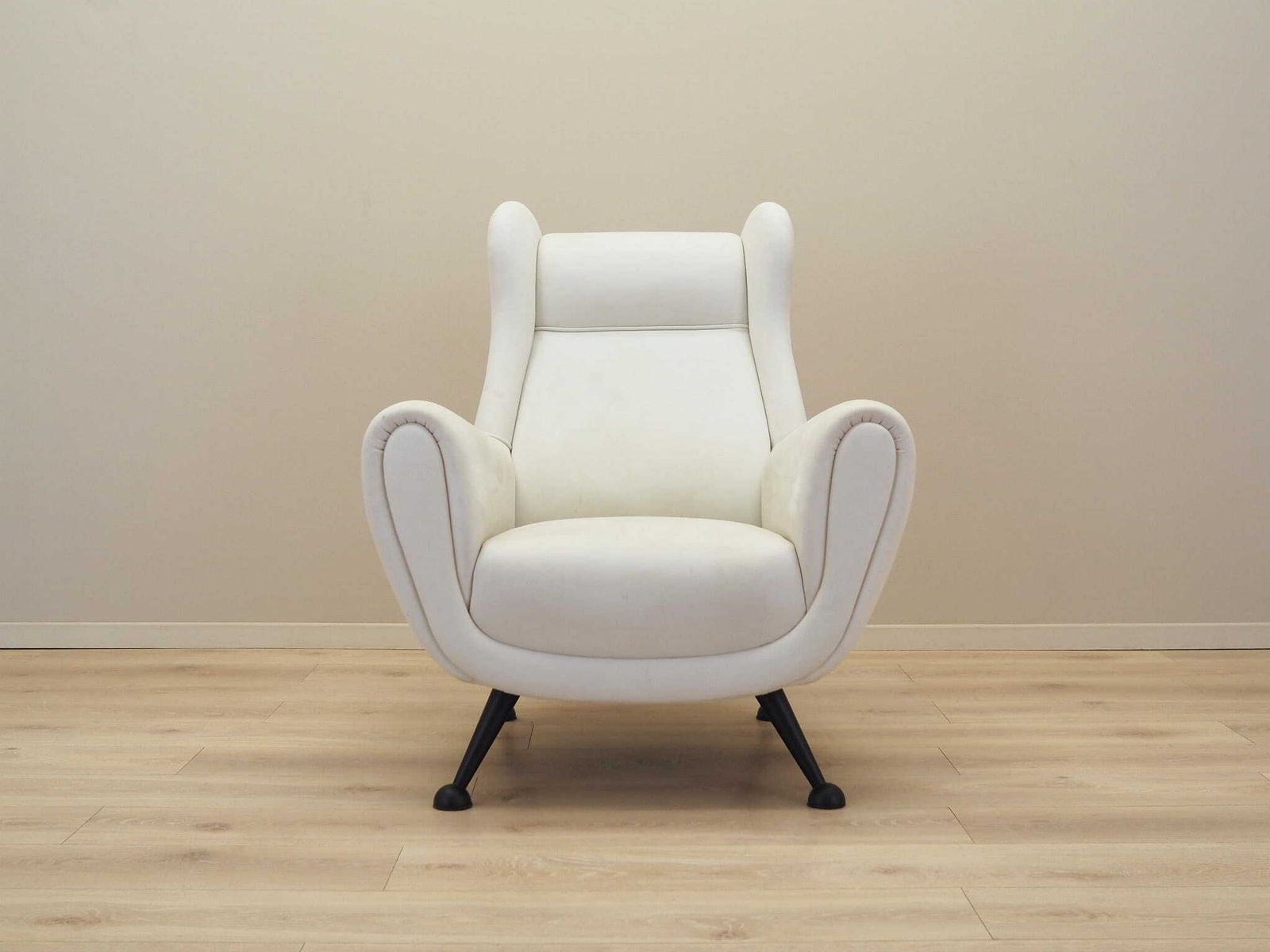 White Armchair, Italian Design, 1980s, Production: Italy photo furniture