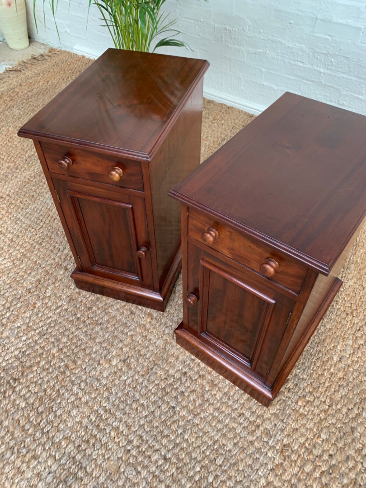 Antique Mahogany Bedside\ Nightstand photo Furniture