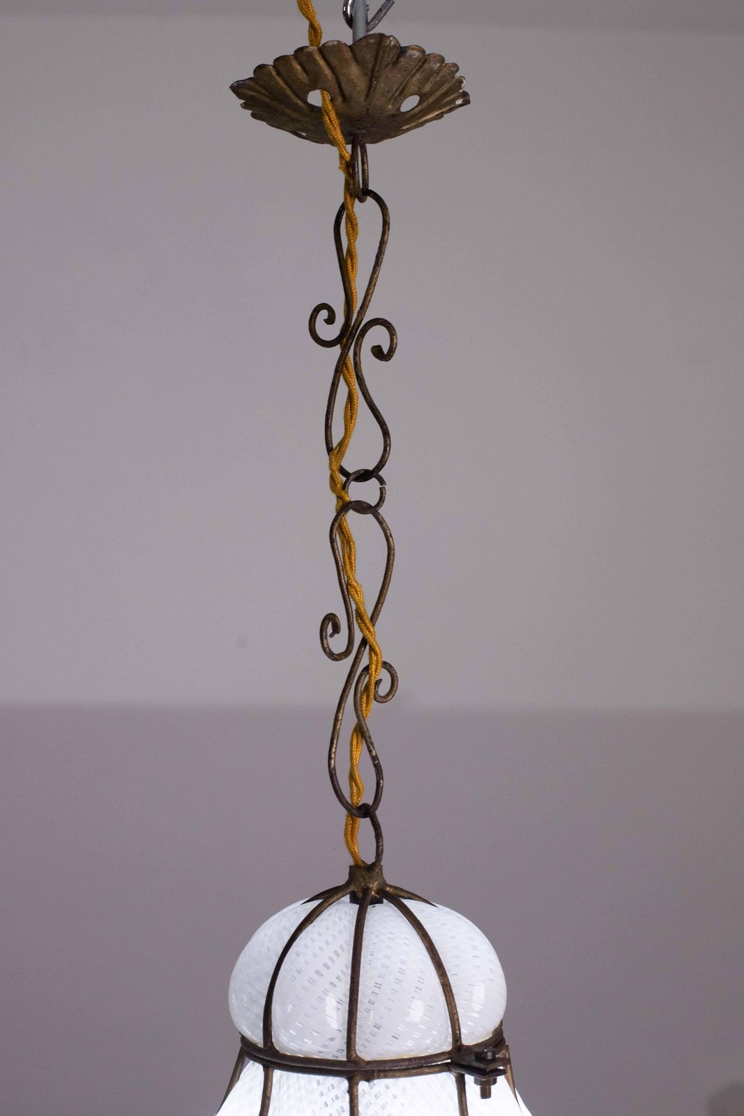 Extraordinary Rare Large Size Venetian Lantern In Murano Reticello Glass, 1940s photo vinterior