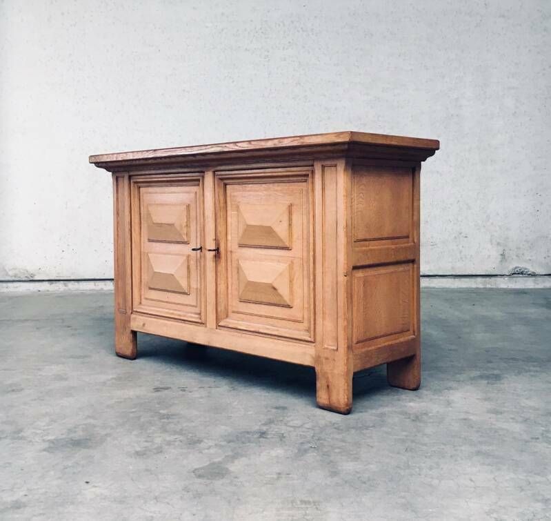 Brutalistisch Handgemaakt Eiken Kast Met 2 Deuren, België, Ca. Jaren 1950 photo 2400.0