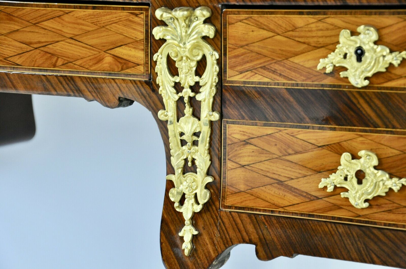 Louis XV Style Desk In Mahogany And Rosewood, Napoleon III Period photo vinterior