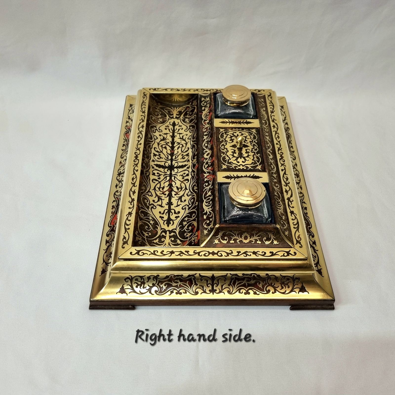Sensational French Napoleon III Antique Boulle Work Inkstand With Twin Inkwell Inserts, Stamp Compartment And A Generously Sized Pen Well. photo vinterior